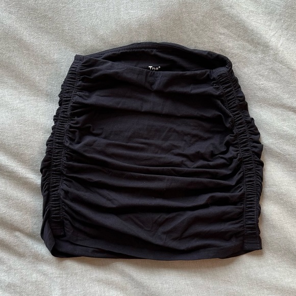 Aritzia TNA Chill Malibu Skirt - Picture 2 of 4